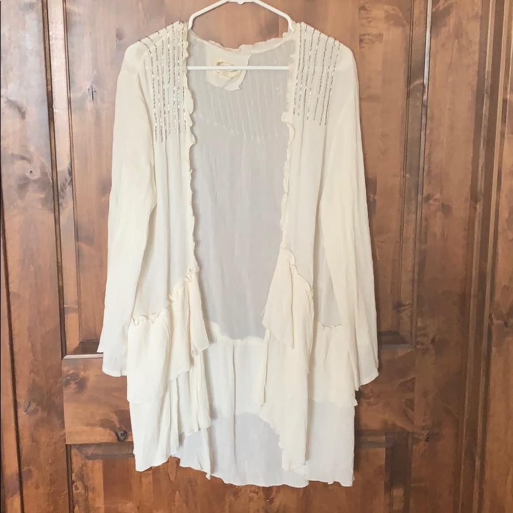 Pretty ruffled open cardigan sweater